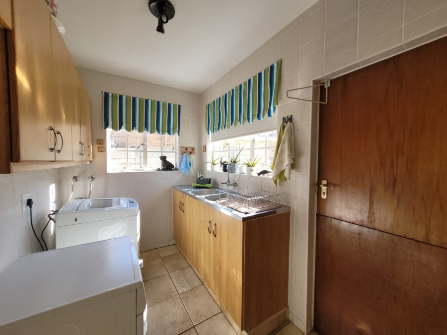 6 Bedroom Property for Sale in Orkney Park North West